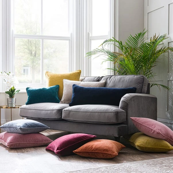 Clara Cotton Velvet Rectangle Cushion - Image 17