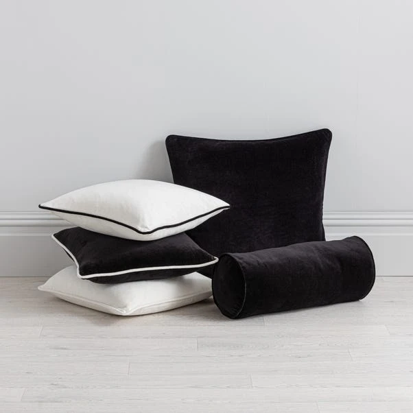Clara Contrast Piping Cushion - Image 10