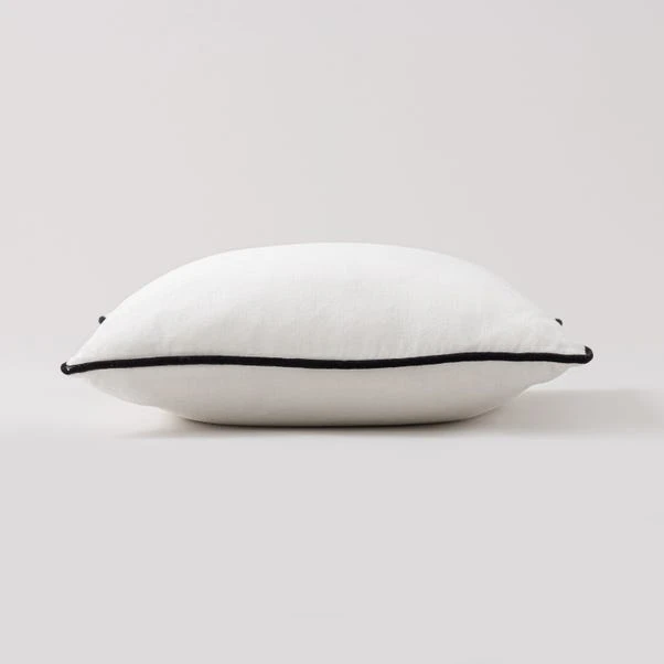 Clara Contrast Piping Cushion - Image 4