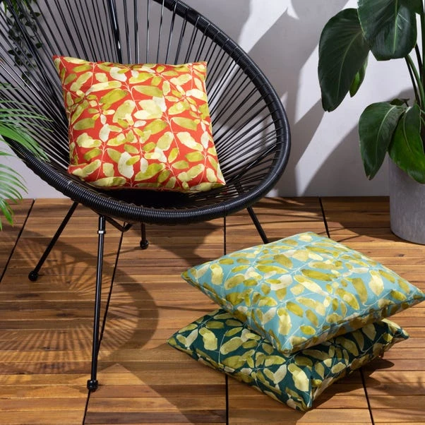 Wylder Tropics Lorena Outdoor Cushion - Image 3