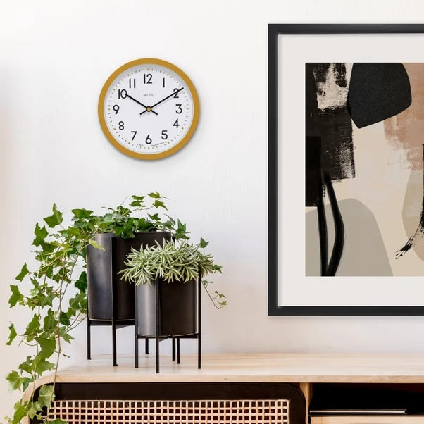 Acctim Elstow Retro Quartz Wall Clock - Image 9