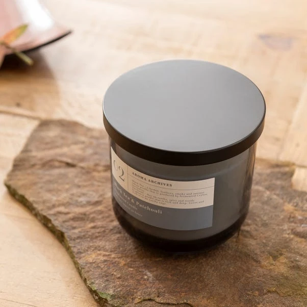 Black Tea And Patchouli Multi Wick Candle - Image 4