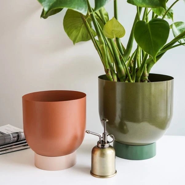 Set Of 2 Austin Dual Metal Plant Pots - Image 10