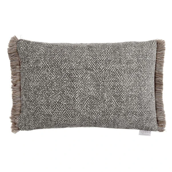 Voyage Maison Oryx Rectangle Cushion Cover - Image 12