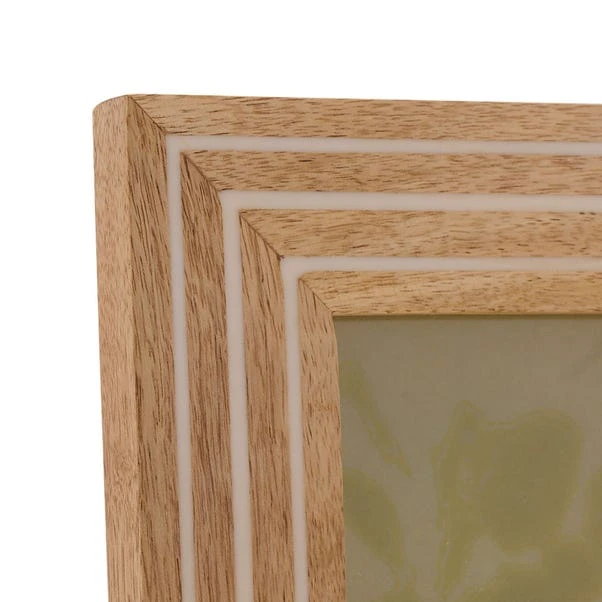 Hestia Wooden Striped Photo Frame - Image 2